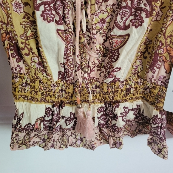 NWT Gypsy Love Boho Paisley Cropped Long Sleeve Blouse Size Small - Picture 4 of 8